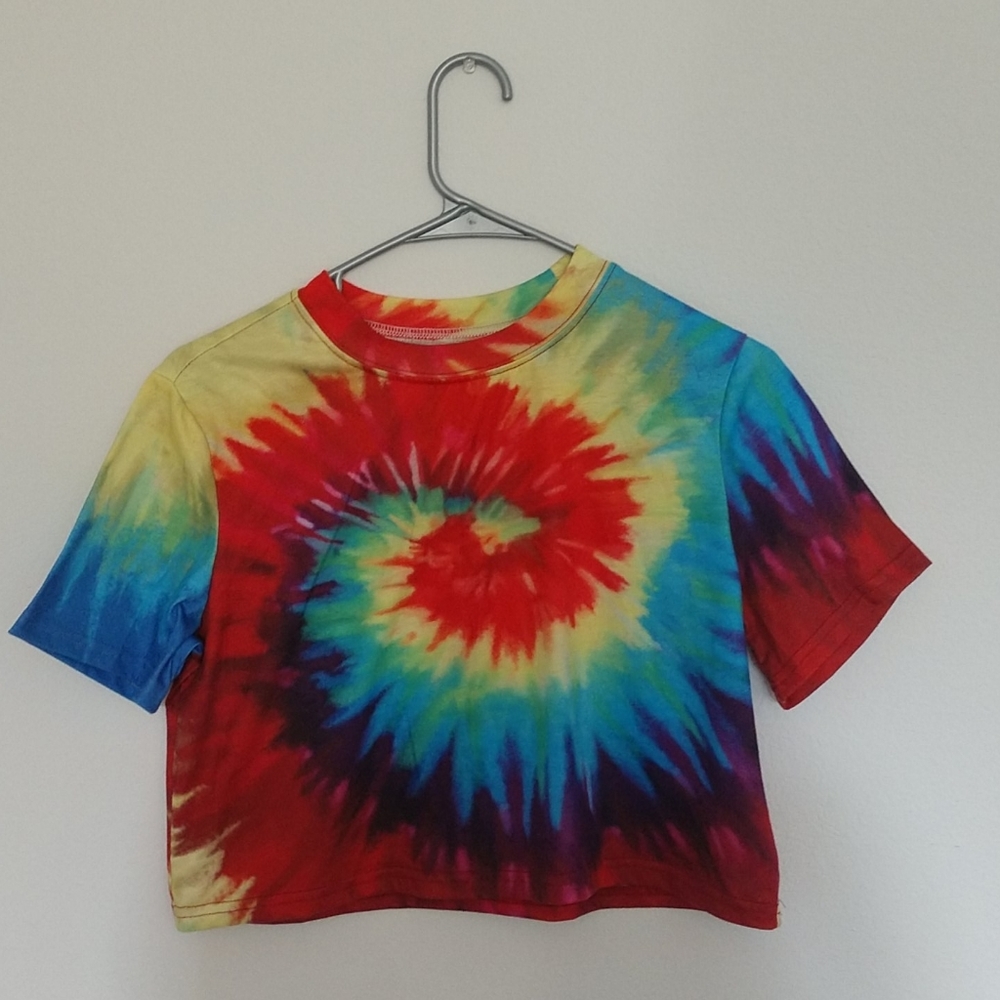 Tie - Dye Crop Top